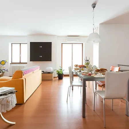 La Corte Bed & Breakfast *